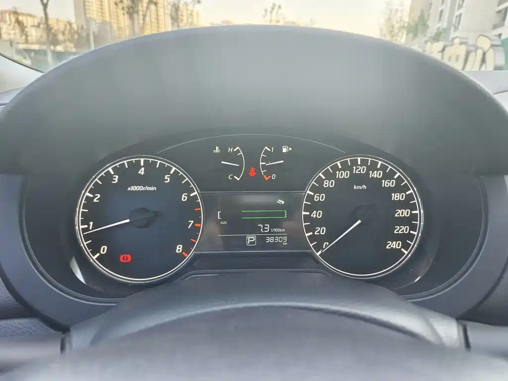 Nissan Tiida 2023