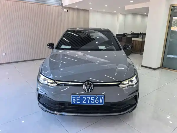 Volkswagen Golf 2023