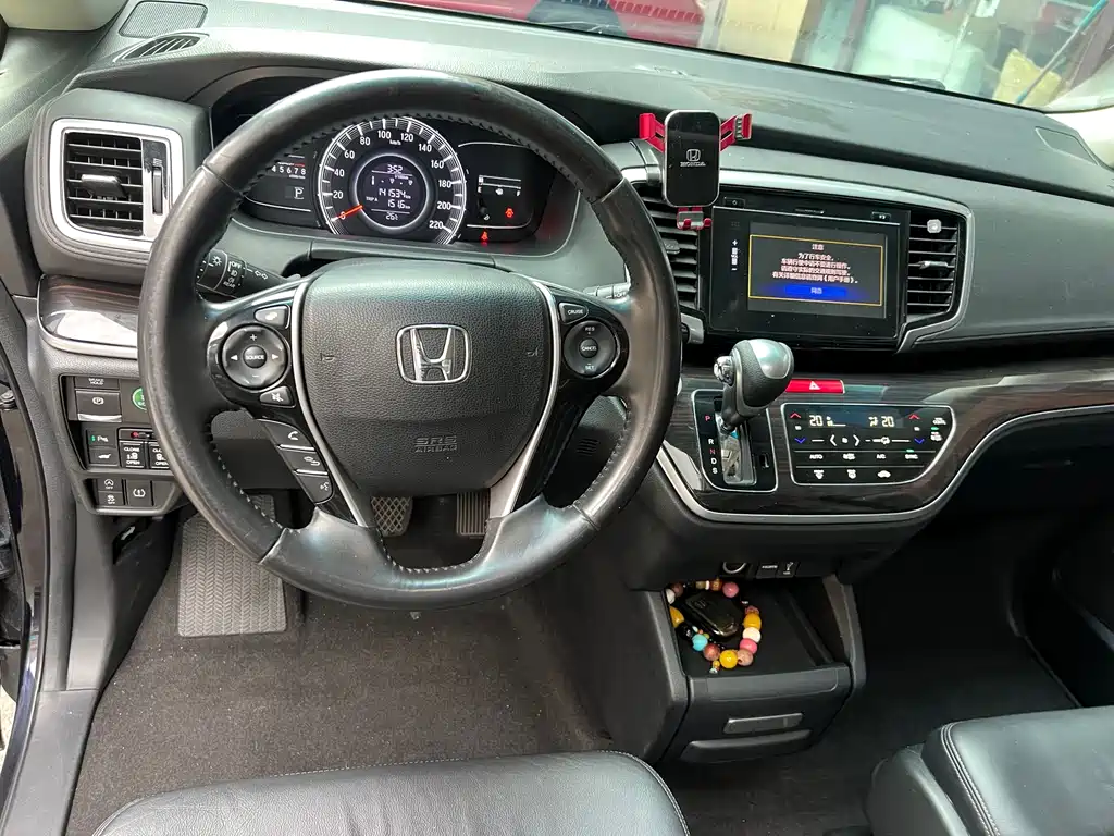Honda Odyssey 2019 — фото 12