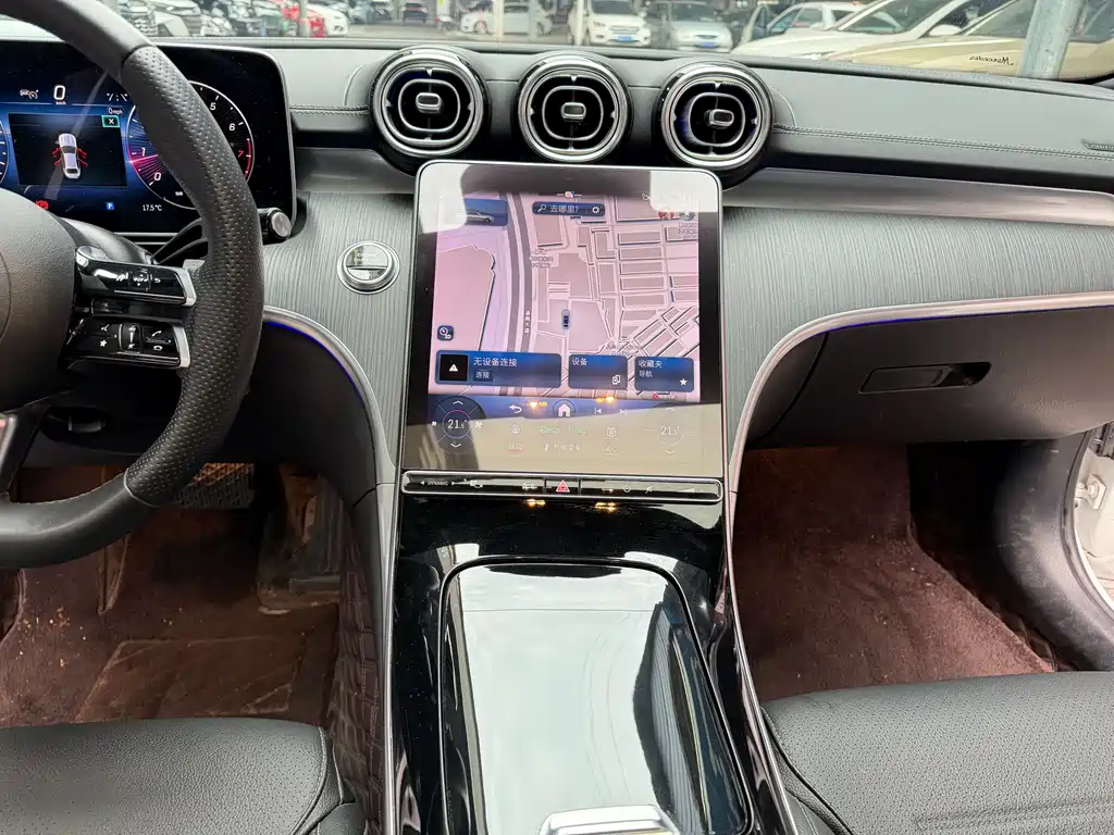 Mercedes-Benz C-Class 2023 — фото 14