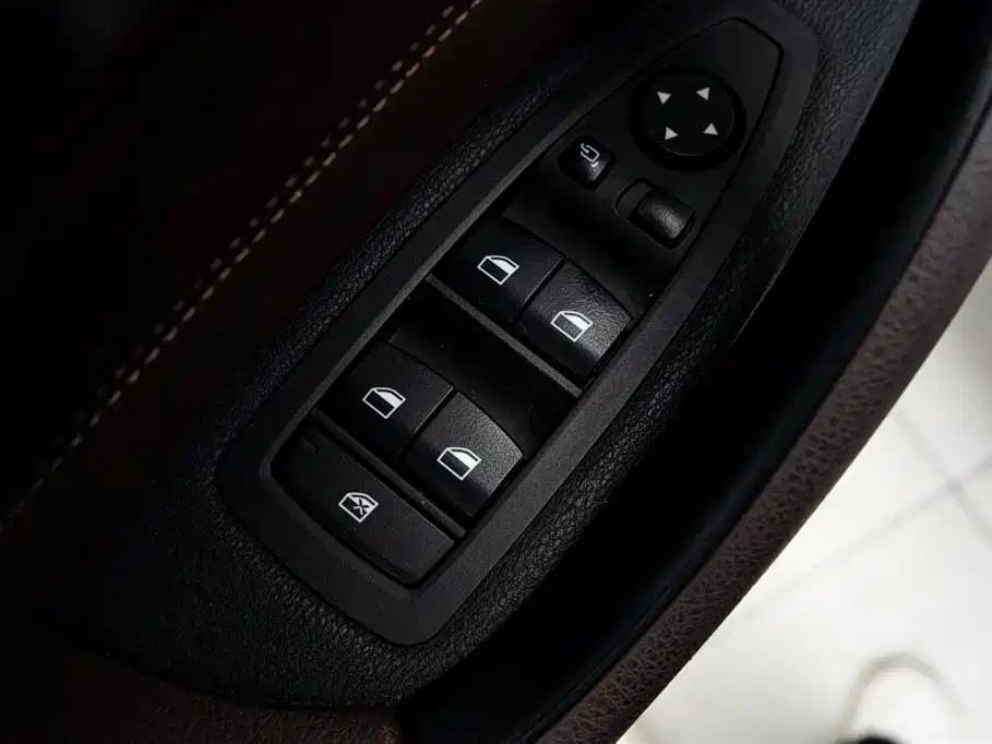 BMW X2 2020 — фото 24
