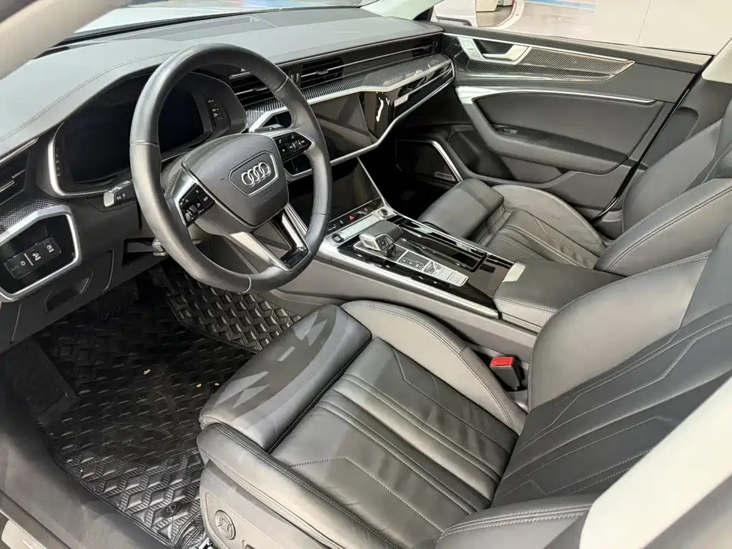 Audi A7 2022 — фото 5