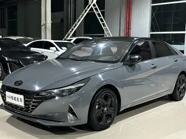 Hyundai Elantra 2021