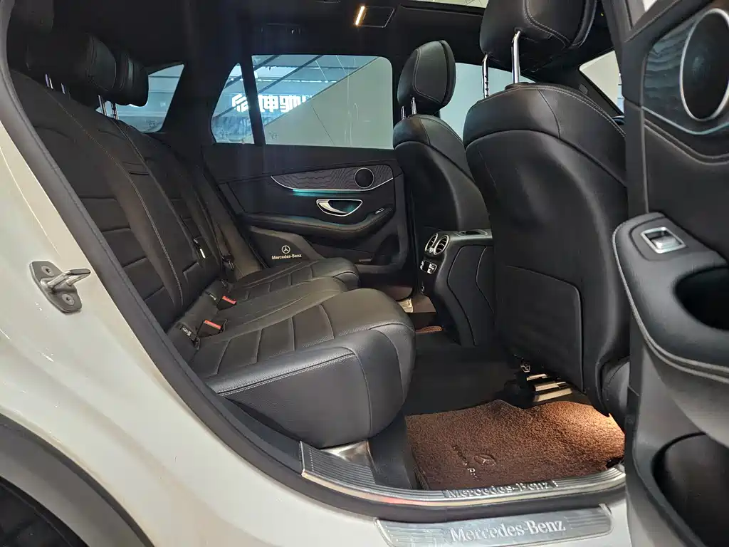 Mercedes-Benz GLC 2020 — фото 21