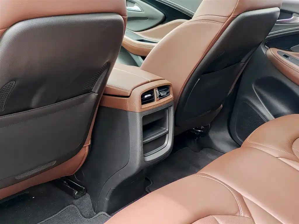 Buick Envision Plus 2021 — фото 9