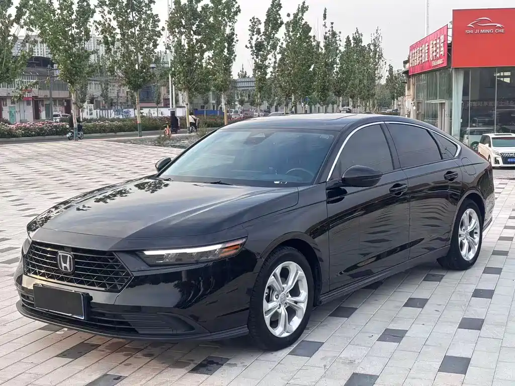 Honda Accord 2024 — фото 1