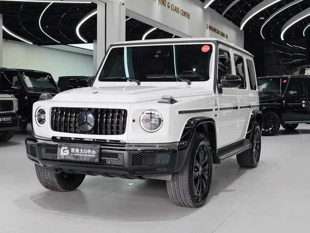 Mercedes-Benz G-Class 2023 — фото 1
