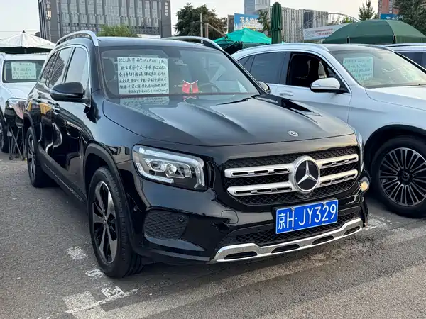 Mercedes-Benz GLB 2021
