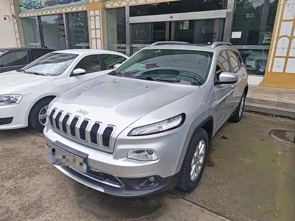 Jeep Cherokee 2016