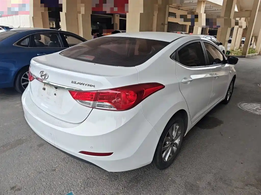 Hyundai Elantra Langdong 2015 — фото 7