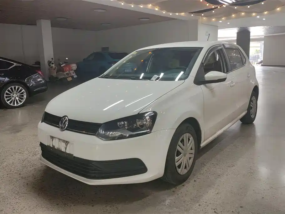 Volkswagen Polo 2017 — фото 1