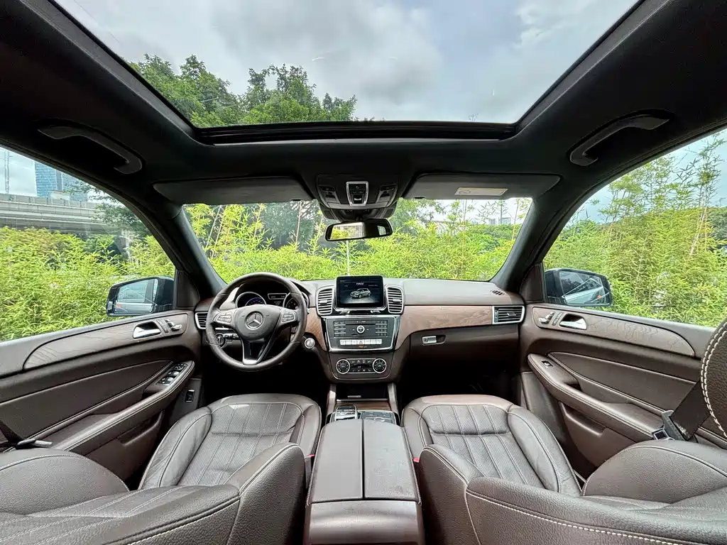 Mercedes-Benz GLE 2016 — фото 17