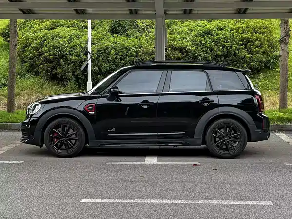 MINI JCW COUNTRYMAN 2022