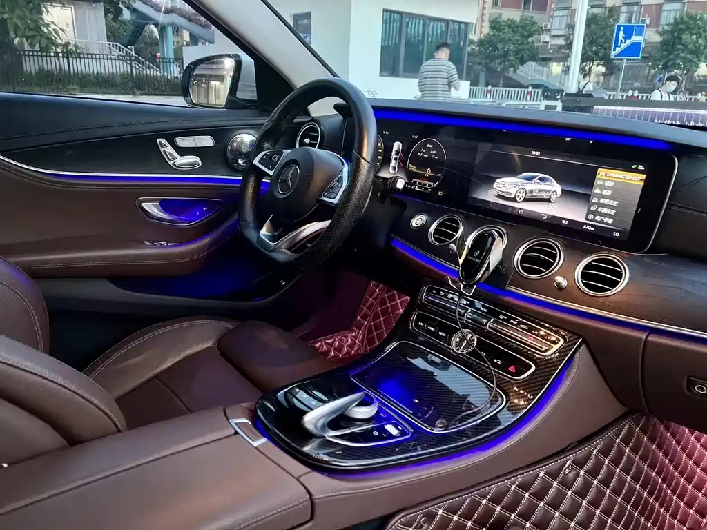 Mercedes-Benz E-Class 2017 — фото 9