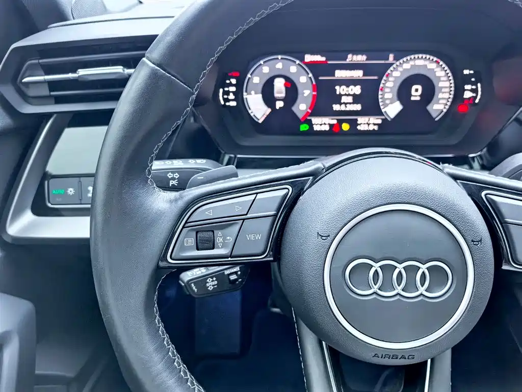 Audi A3 2023 — фото 23