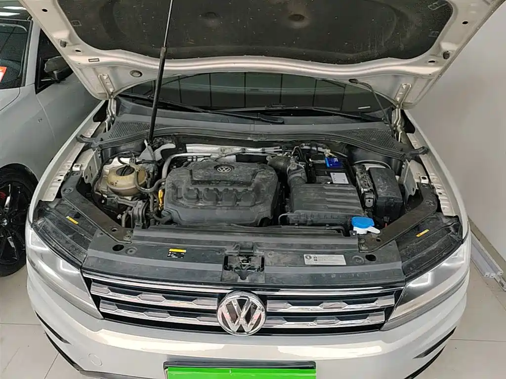 Volkswagen Tiguan L 2018 — фото 20