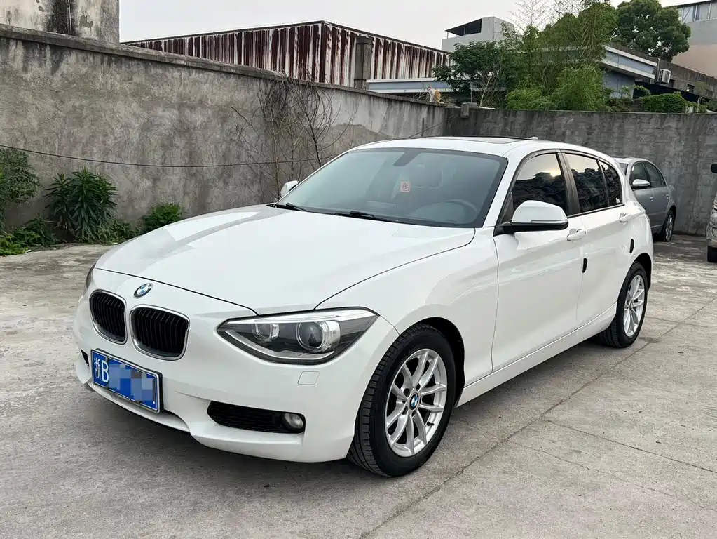 BMW 1 Series 2014 — фото 1