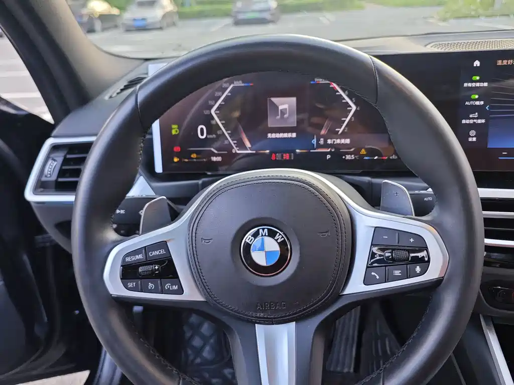 BMW 3 Series 2023 — фото 13