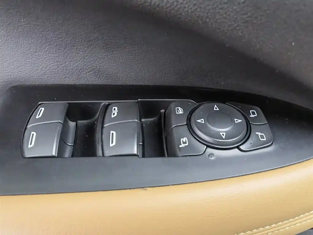 Buick LaCrosse 2017 — фото 9