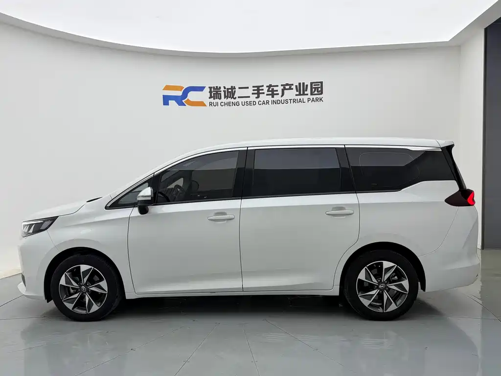 GAC Motor Trumpchi M6 2024 — фото 4