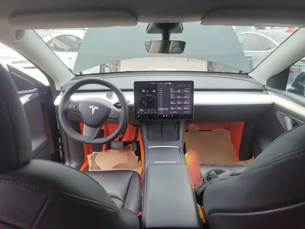Tesla Model Y 2022 — фото 10