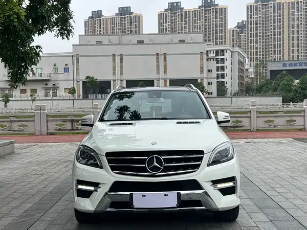 Mercedes-Benz M-Class 2012