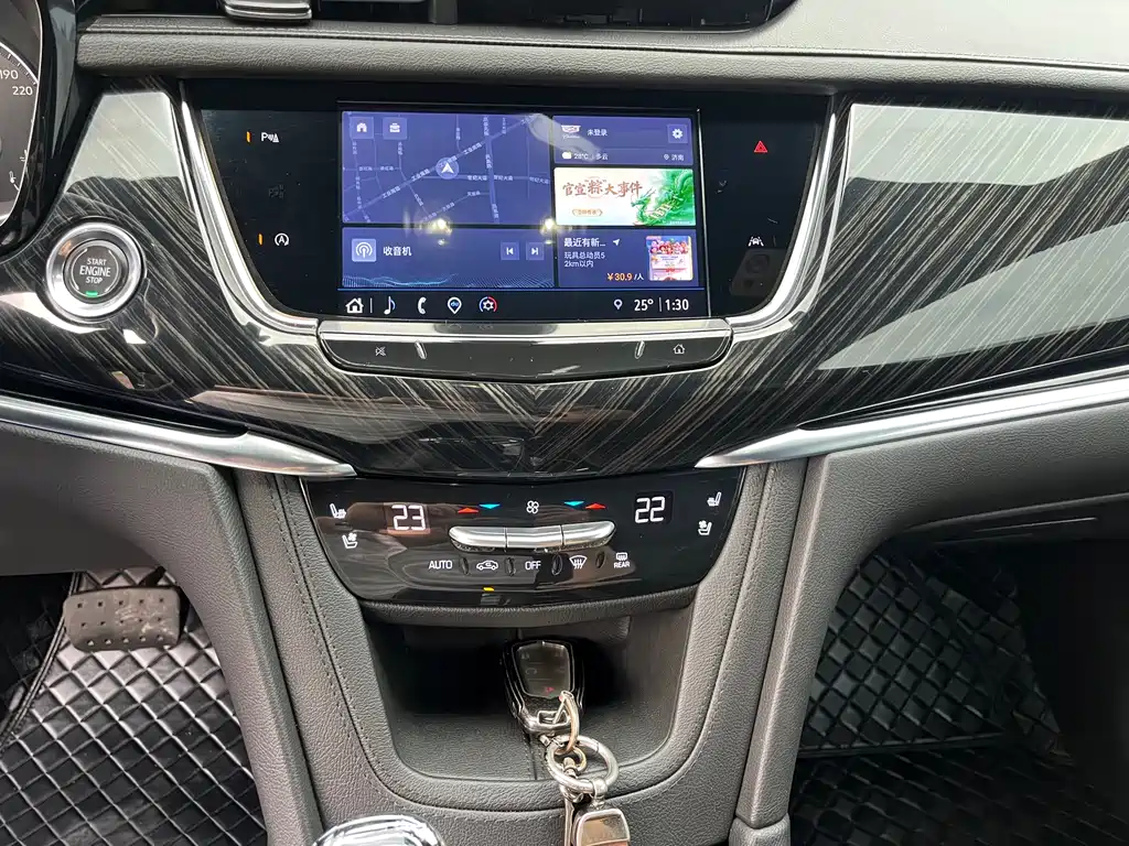 Cadillac XT6 2022 — фото 10