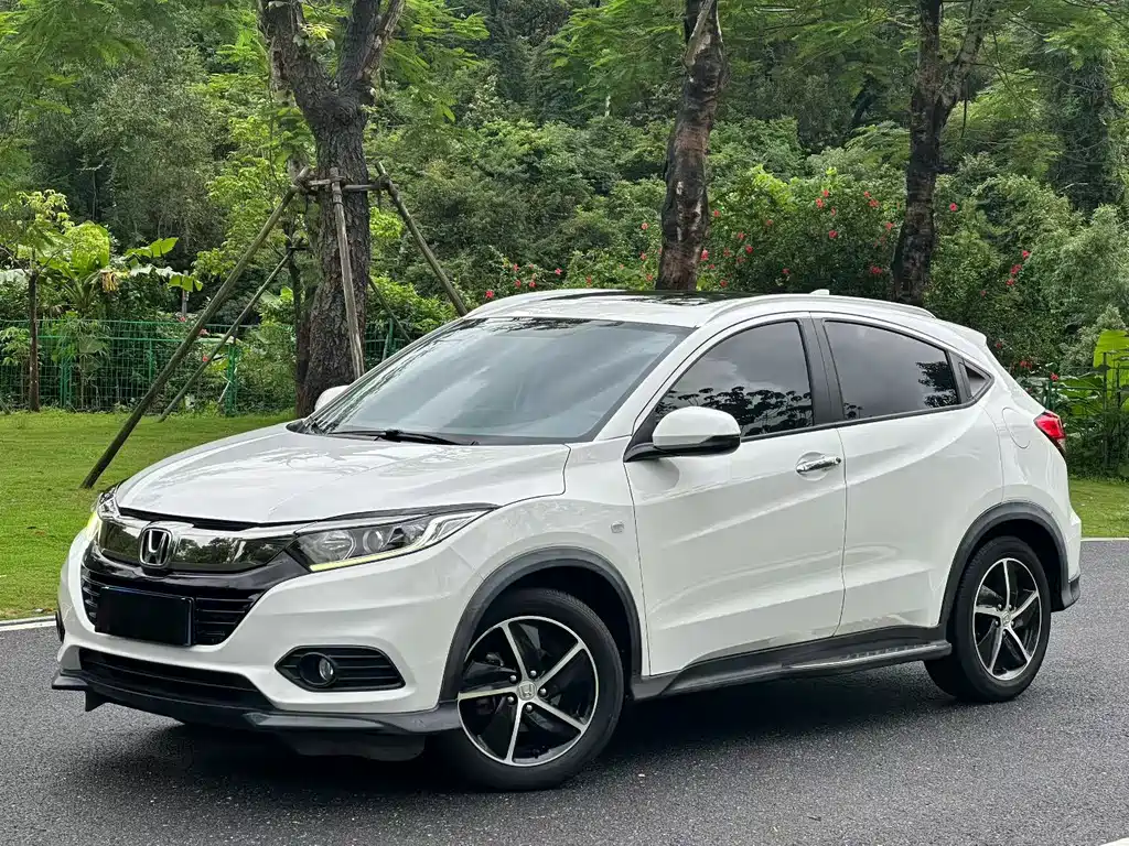 Honda Vezel 2020 — фото 1