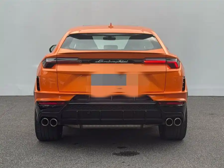 Lamborghini Urus 2025