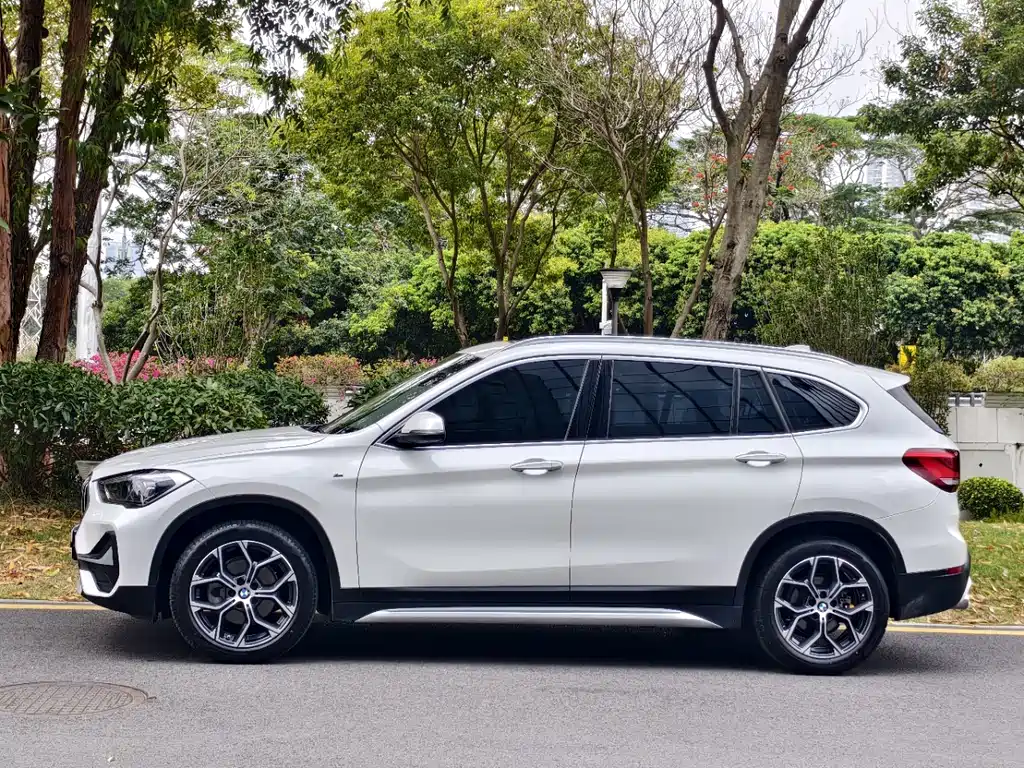 BMW X1 2020 — фото 15