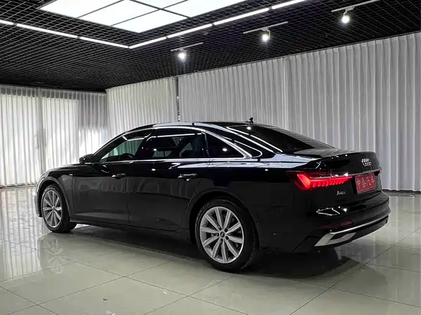 Audi A6L 2023
