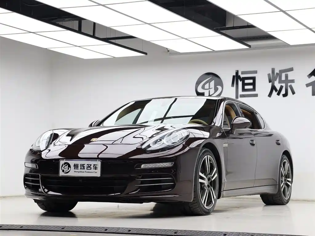 Porsche Panamera 2015 — фото 27