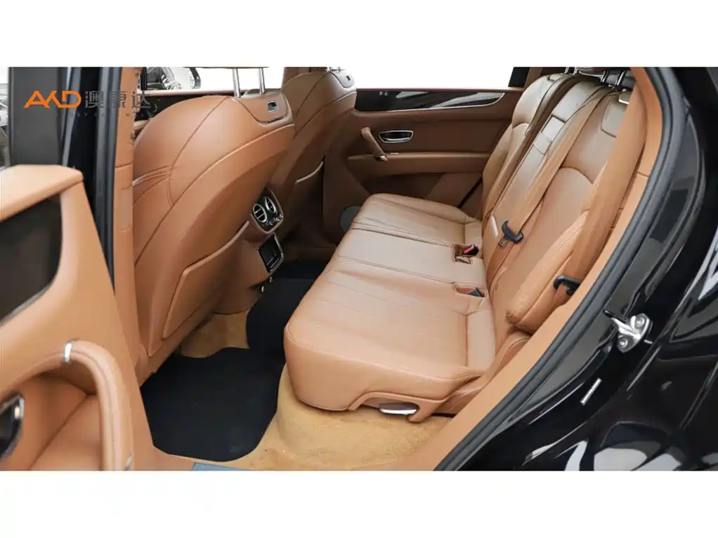 Bentley Bentayga PHEV 2023