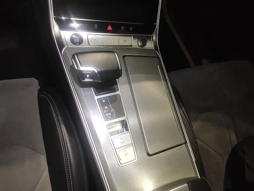 Audi A6L 2023 — фото 21
