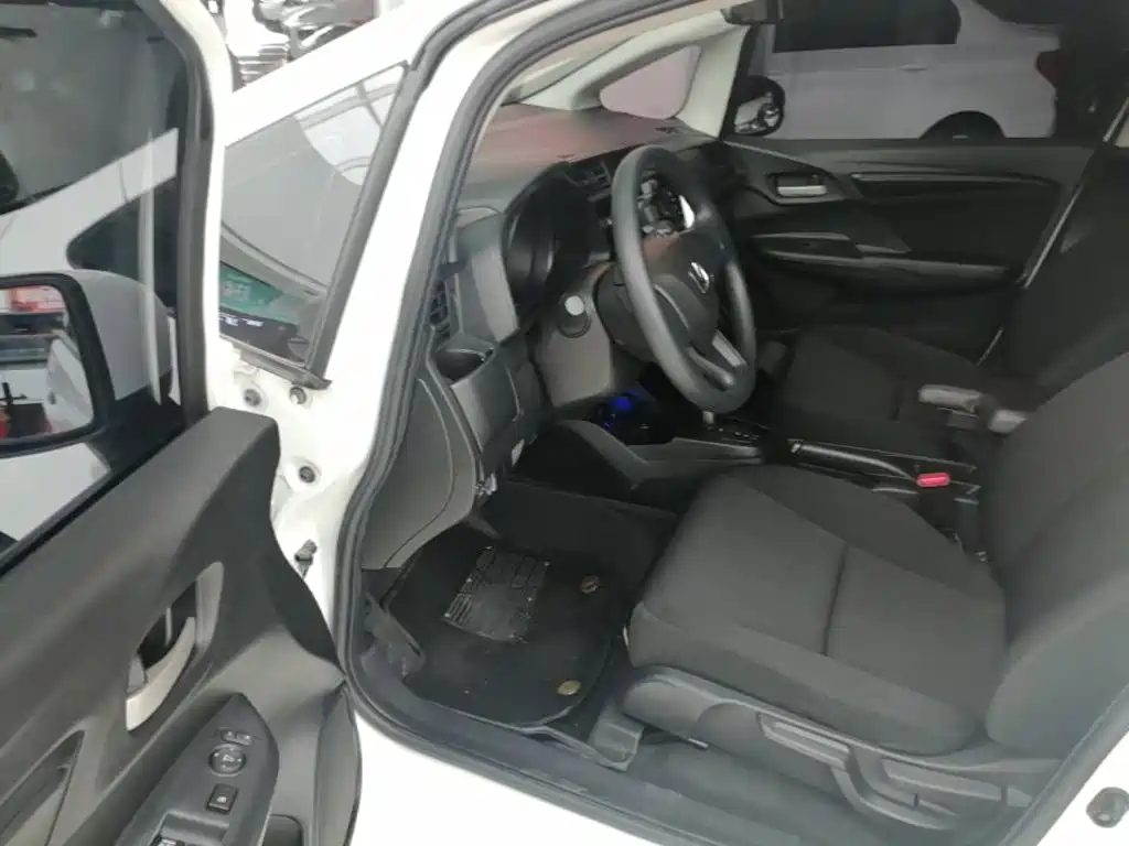 Honda Fit 2019 — фото 16