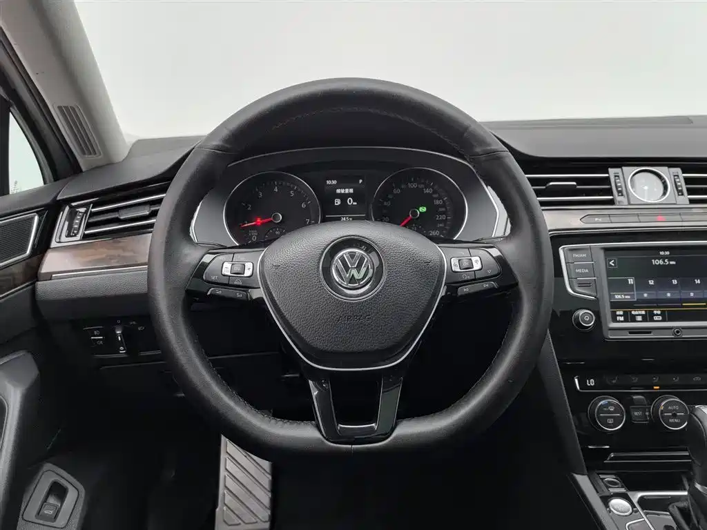Volkswagen Magotan 2017 — фото 11