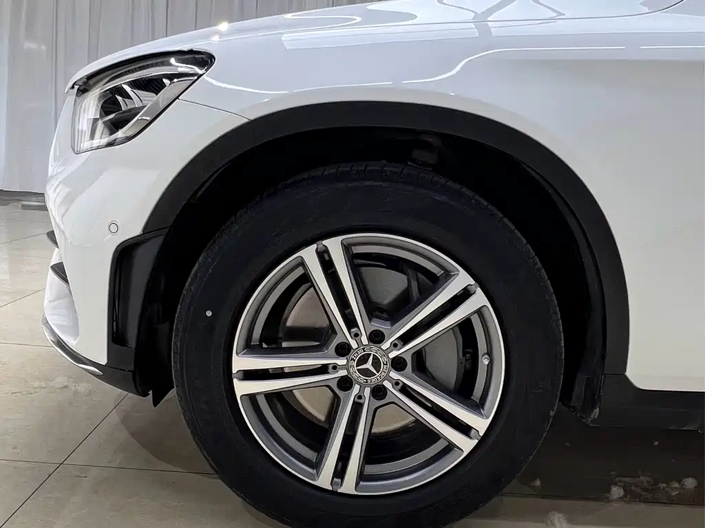 Mercedes-Benz GLC 2020 — фото 22