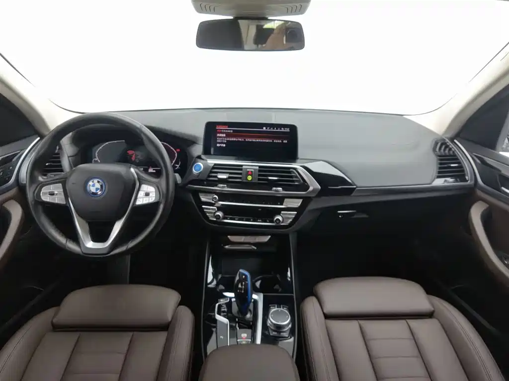 BMW iX3 2021
