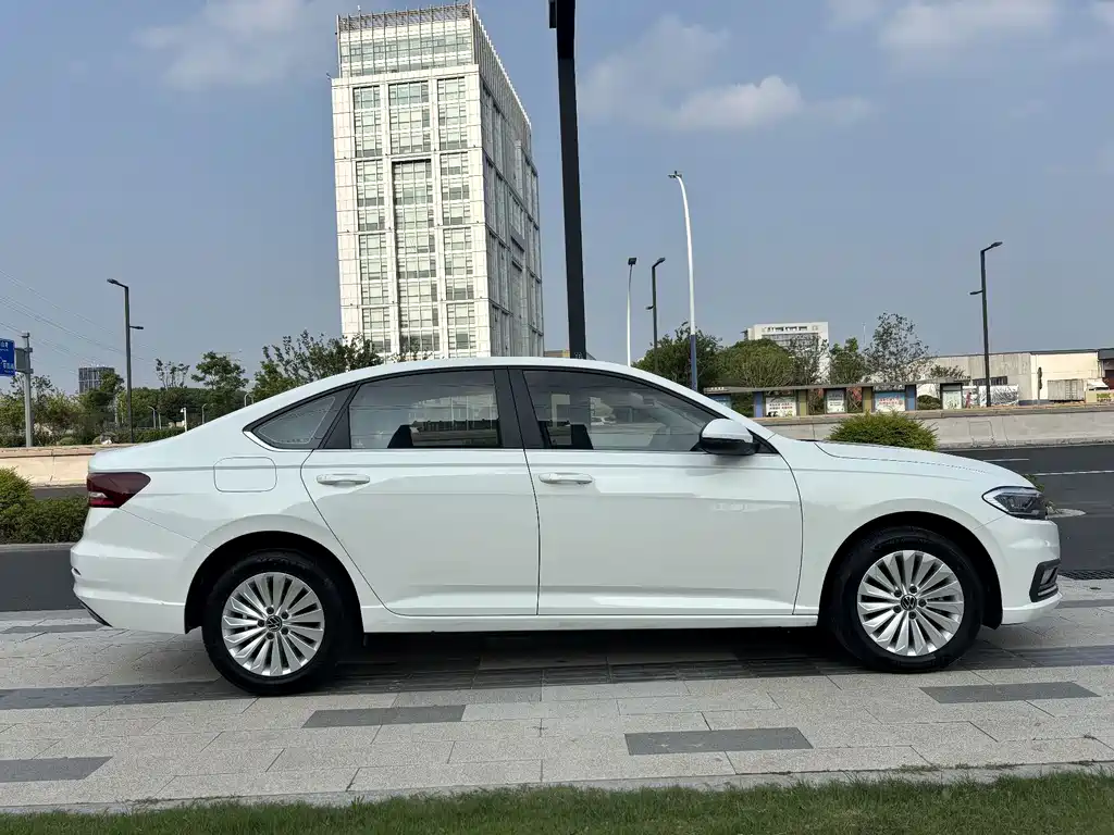 Volkswagen Lavida 2021
