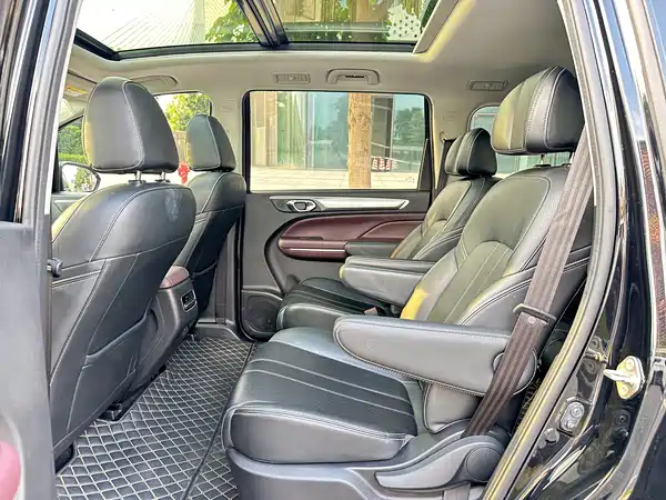 GAC Trumpchi M6 2022