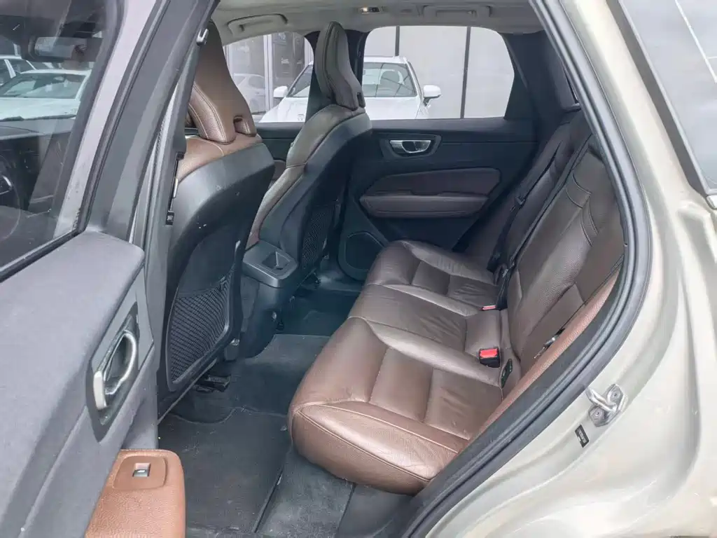 Volvo XC60 2019