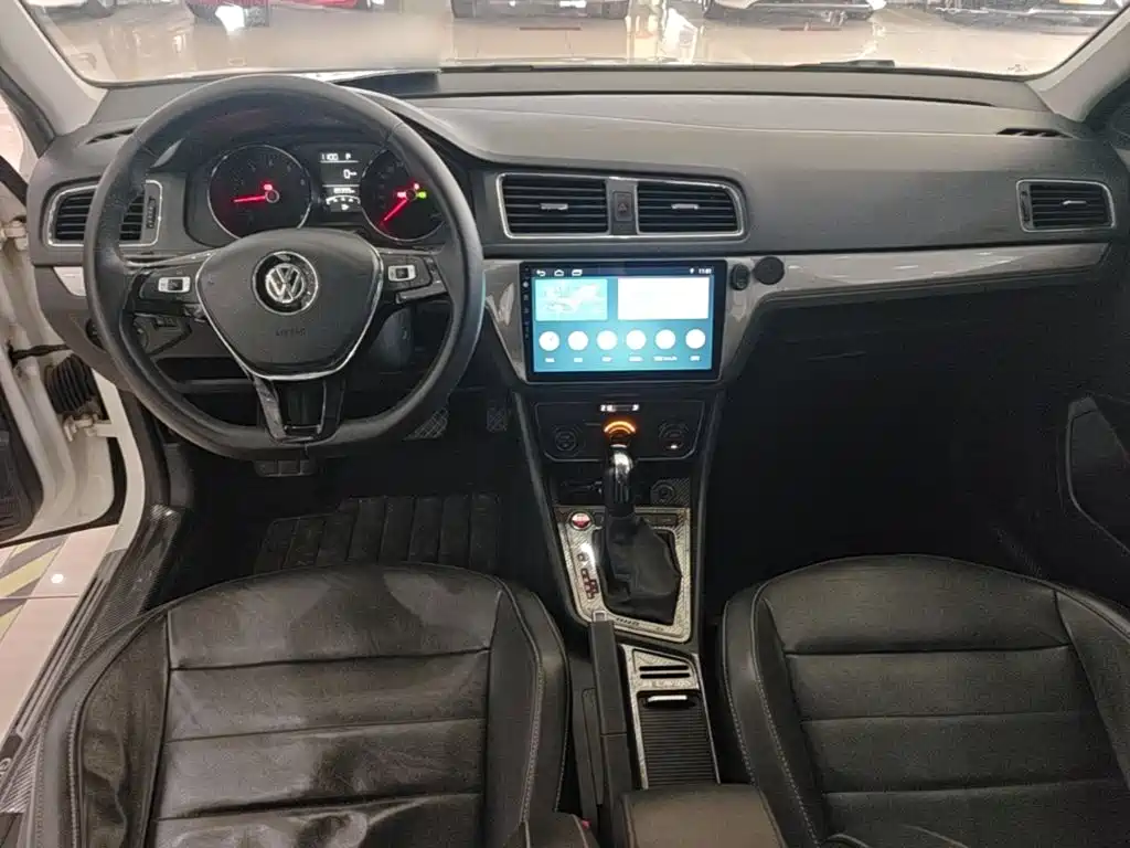 Volkswagen Gran Lavida 2018 — фото 10