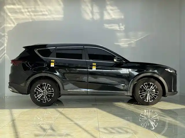 Jetour X70 PLUS 2024 — фото 11