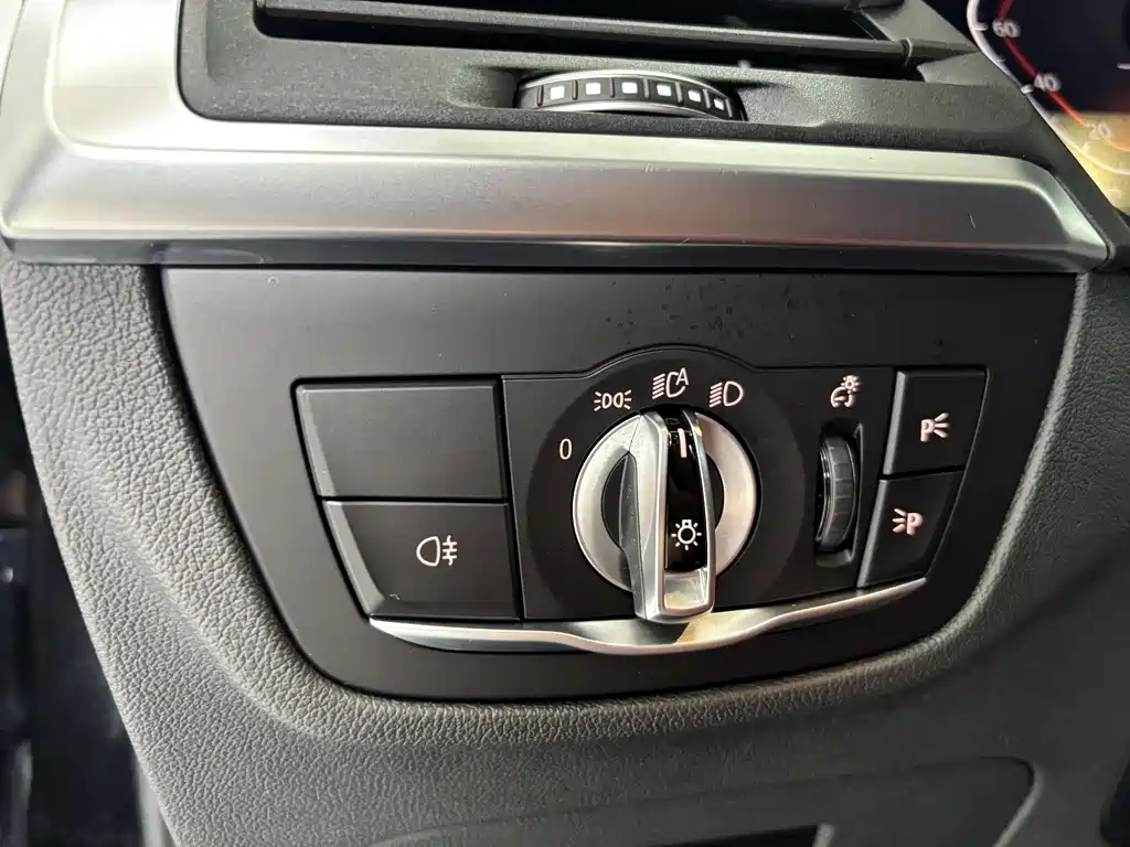 BMW X4 2023 — фото 14