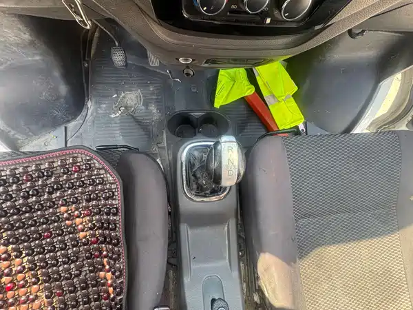 Dongfeng Yufeng EM26 2023