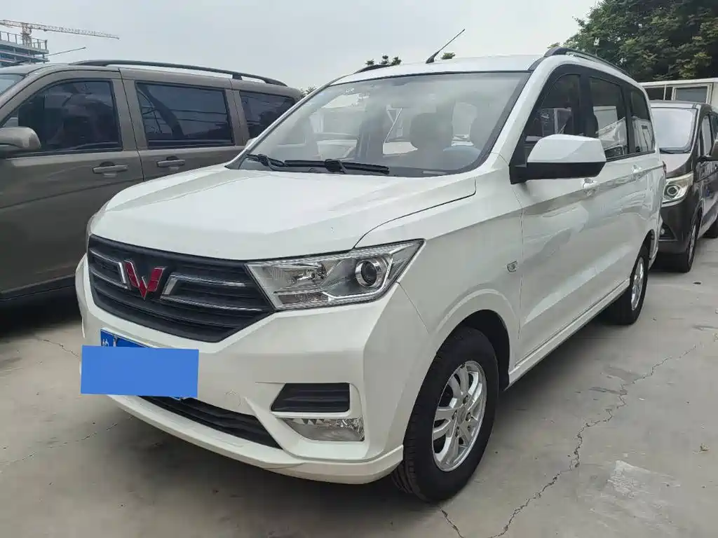 Wuling Hongguang 2019