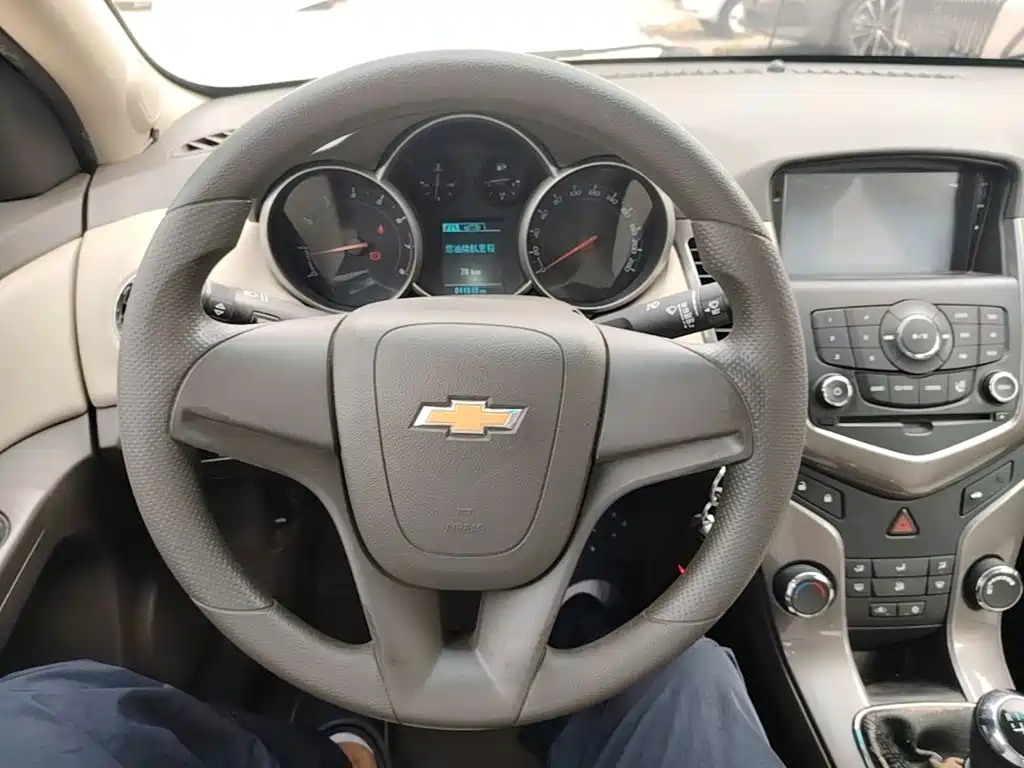 Chevrolet Cruze 2016 — фото 11