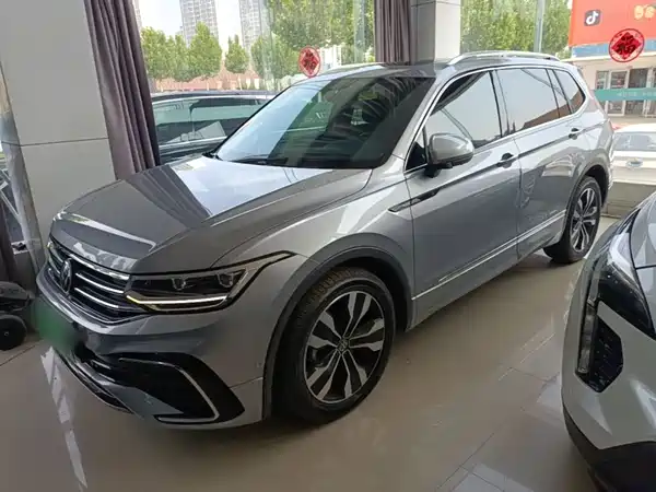 Volkswagen Tiguan L 2022