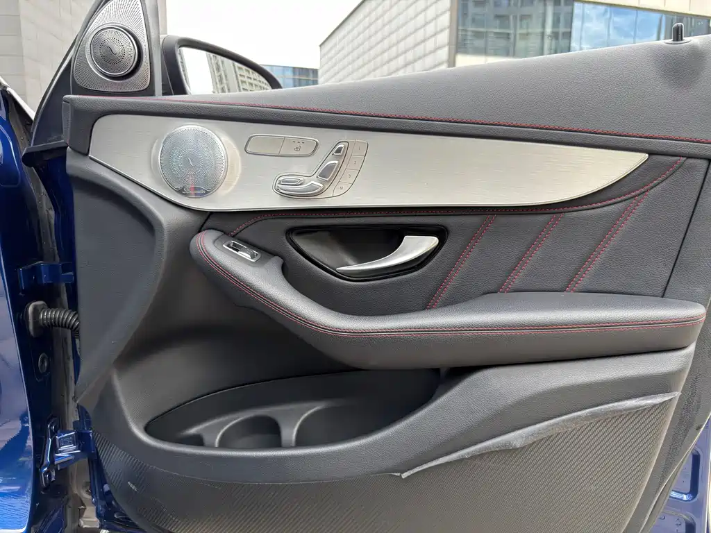 Mercedes-Benz GLC Coupe AMG 2018 — фото 37
