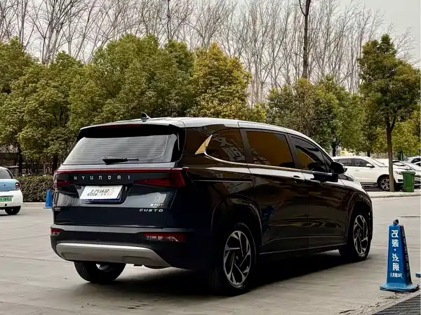 Hyundai Custin 2021